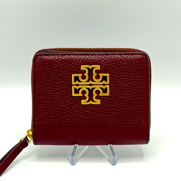Tory Burch Handbags - Tory Burch Britten Wallet